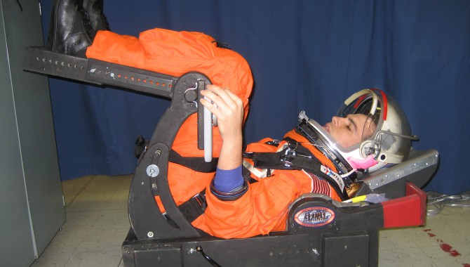 A New Astronaut Seat: Teamwork and Individual Initiative