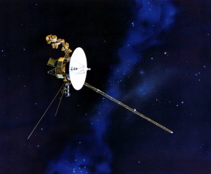Artist's concept of the Voyager spacecraft with its antenna pointing to Earth.
