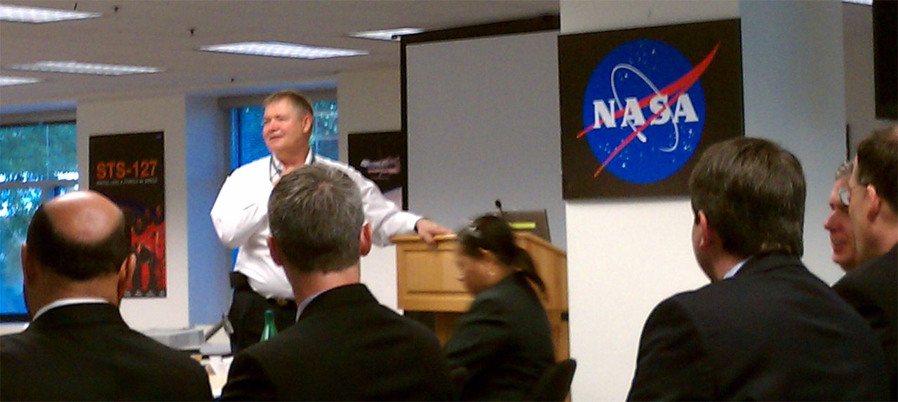 NASA Chief Engineer Mike Ryschkewitsch speaks to the graduates of the 2011 SELDP graduating class at NASA Headquarters on June 15, 2011. Photo Credit: NASA APPEL