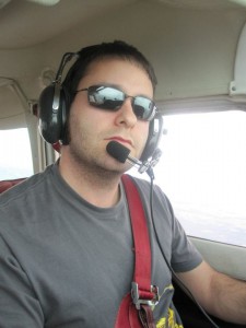 Darius Yaghoubi flying in his Cessna. Image courtesy of Darius Yaghoubi.