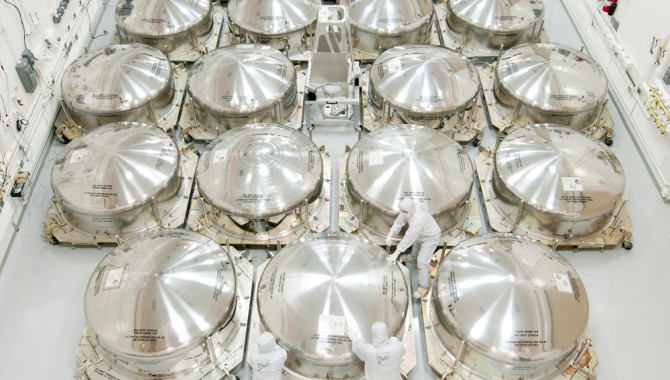 The powerful primary mirrors of the James Webb Space Telescope will be able to detect the light from distant galaxies. The manufacturer of those mirrors, Ball Aerospace & Technologies Corp. of Boulder, Colo., recently celebrated their successful efforts as mirror segments were packed up in special shipping canisters (cans) for shipping to NASA.