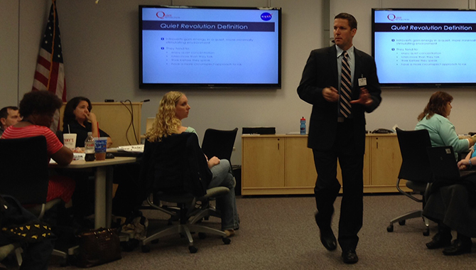 Quiet Project Management instructor Mike Erwin engages participants in the pilot course at the Academy Center for Excellence. Photo Credit: Roger Forsgren, APPEL Director