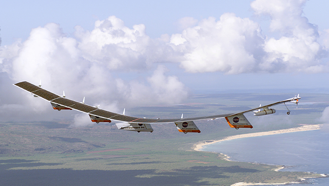 The first flight of the solar-powered, remotely piloted Helios Prototype 03 took place on June 7, 2003, from the U.S. Navy’s Pacific Missile Range Facility (PMRF) on Kauai, Hawaii. Credit: Carla Thomas