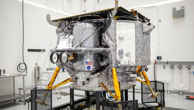 Teams have installed the NASA Insignia on Astrobotic’s Peregrine Lander in advance of a mission to the Moon that could launch as soon as December 24, 2023. The lander will carry five NASA-sponsored payloads to the lunar surface as part of the Commercial Lunar Payload Services initiative. Photo Credit: NASA/Isaac Watson